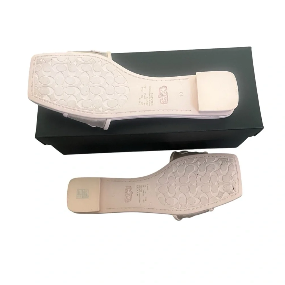 New COACH Flat Sandal With Tea Rose - Blush Size 10